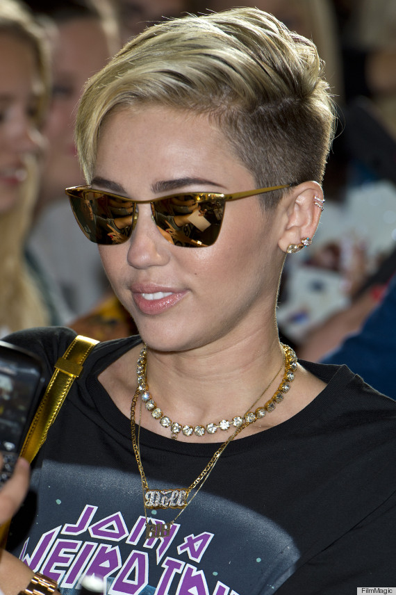 Miley Cyrus no more hair extensions